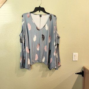 Long Sleeve Cold Shoulder V-Neck